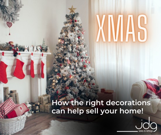 How the right Christmas decorations can help your home sell!