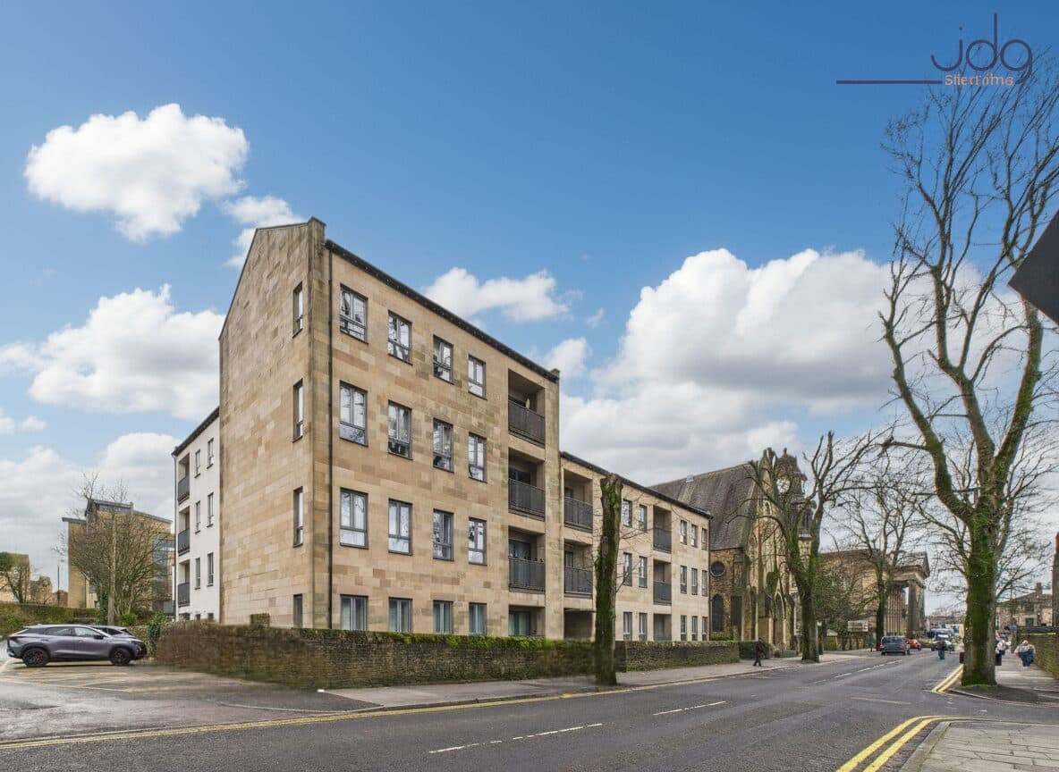 Nelson Street, Lancaster | Light-Filled City-Centre Apartment with Elevated Views
