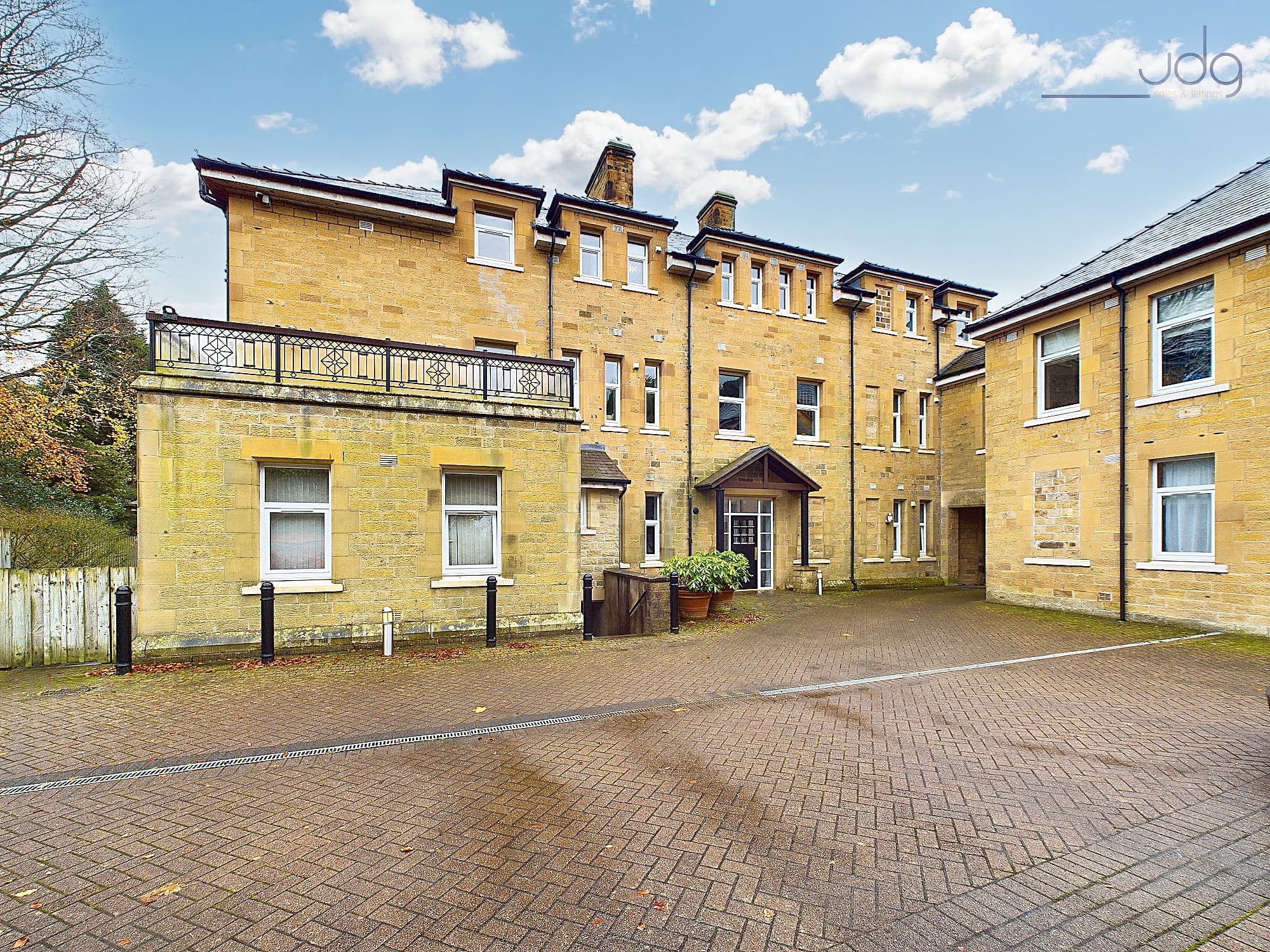 Brettargh Drive, Haverbreaks | Private Estate Apartment