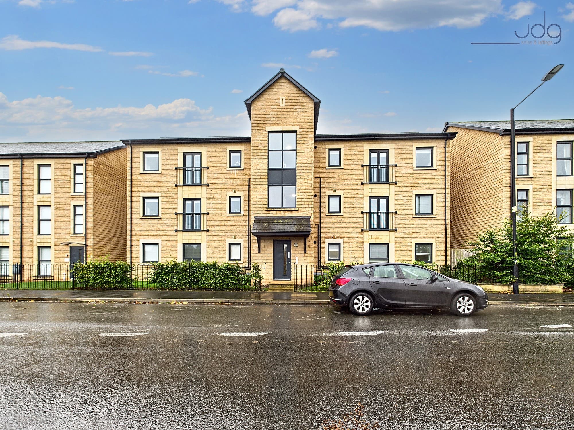 St. Georges Quay, Lancaster | Stylish riverside apartment on St George’s Quay!