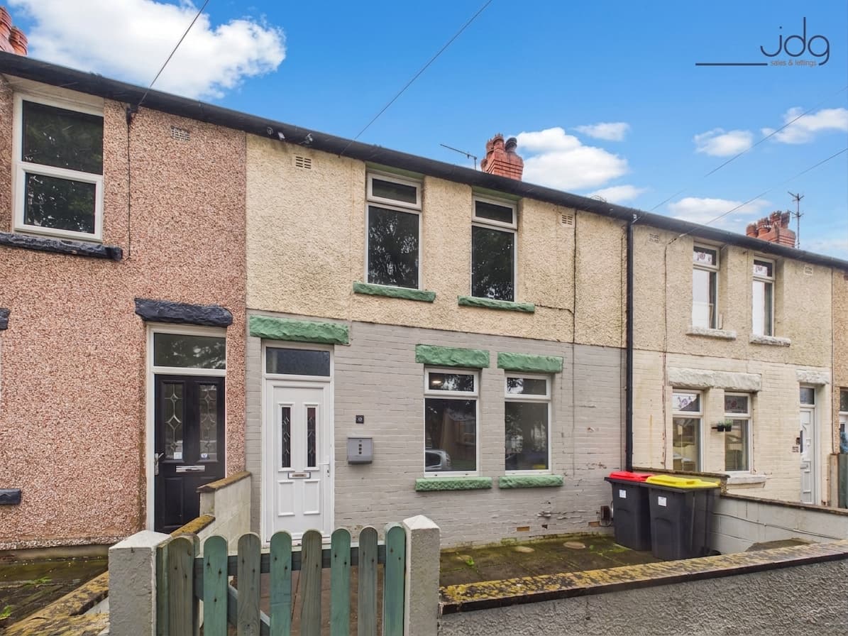 Maylands Square, Morecambe | Stylish 3 Bed Terrace With Sunroom & Entertaining Yard