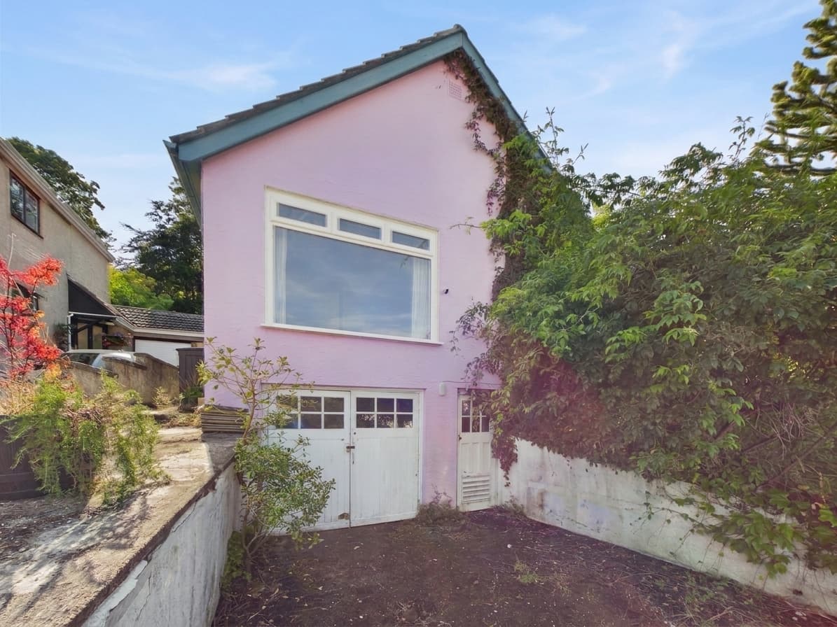 Haverbreaks Place, Lancaster | Mature Private Gardens