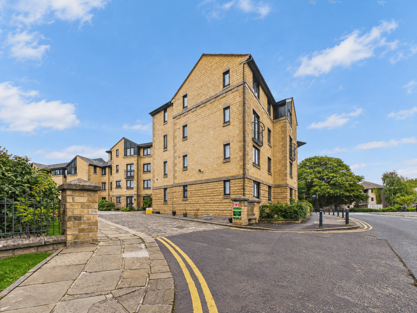 Spinners Court, Lancaster | Stylish Over-55s Apartment
