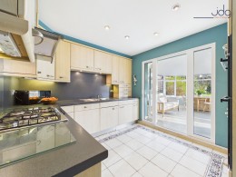 Images for Hawthorn Avenue, Brookhouse, LA2