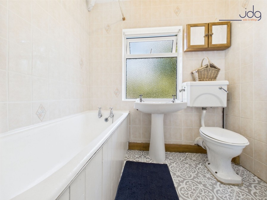 Images for Bishopdale Road, Lancaster, LA1 EAID:3434883719 BID:96f1cd48-0e9b-4bf7-9d14-ed474c86a860