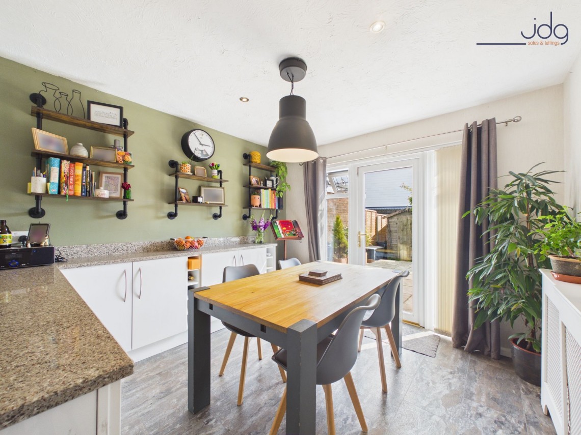 Images for Knowe Hill Crescent, Lancaster, LA1 EAID:3434883719 BID:96f1cd48-0e9b-4bf7-9d14-ed474c86a860