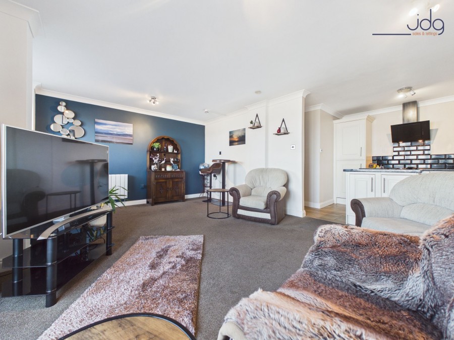 Images for Marine Road East, Lakeland House Marine Road East, LA4 EAID:3434883719 BID:96f1cd48-0e9b-4bf7-9d14-ed474c86a860