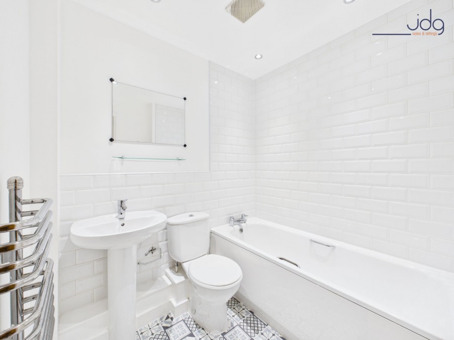 Images for Damside Street, Lancaster, LA1 EAID:3434883719 BID:9cd3f56e-d0fa-4b52-bf54-ee723e496d51