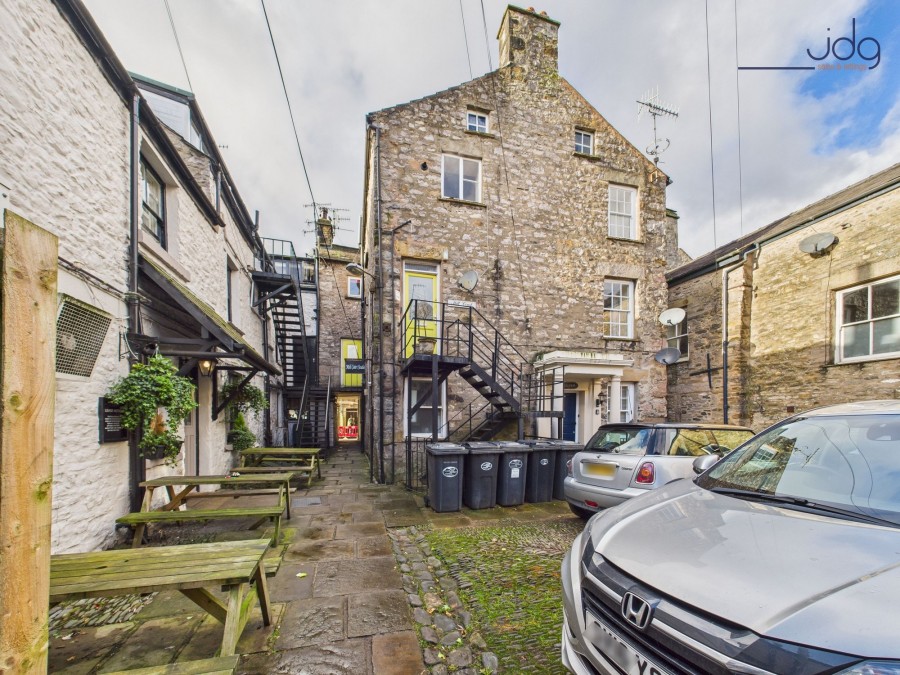 Images for Rear Main Street, Kirkby Lonsdale, LA6 EAID:3434883719 BID:9cd3f56e-d0fa-4b52-bf54-ee723e496d51