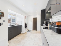 Images for Carr Lane, Middleton, LA3