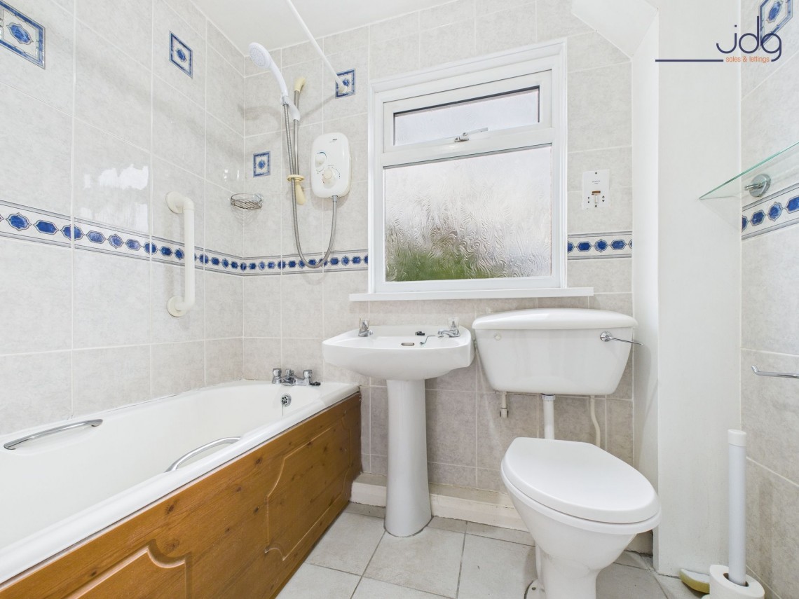 Images for Knowe Hill Crescent, Lancaster, LA1 EAID:3434883719 BID:96f1cd48-0e9b-4bf7-9d14-ed474c86a860