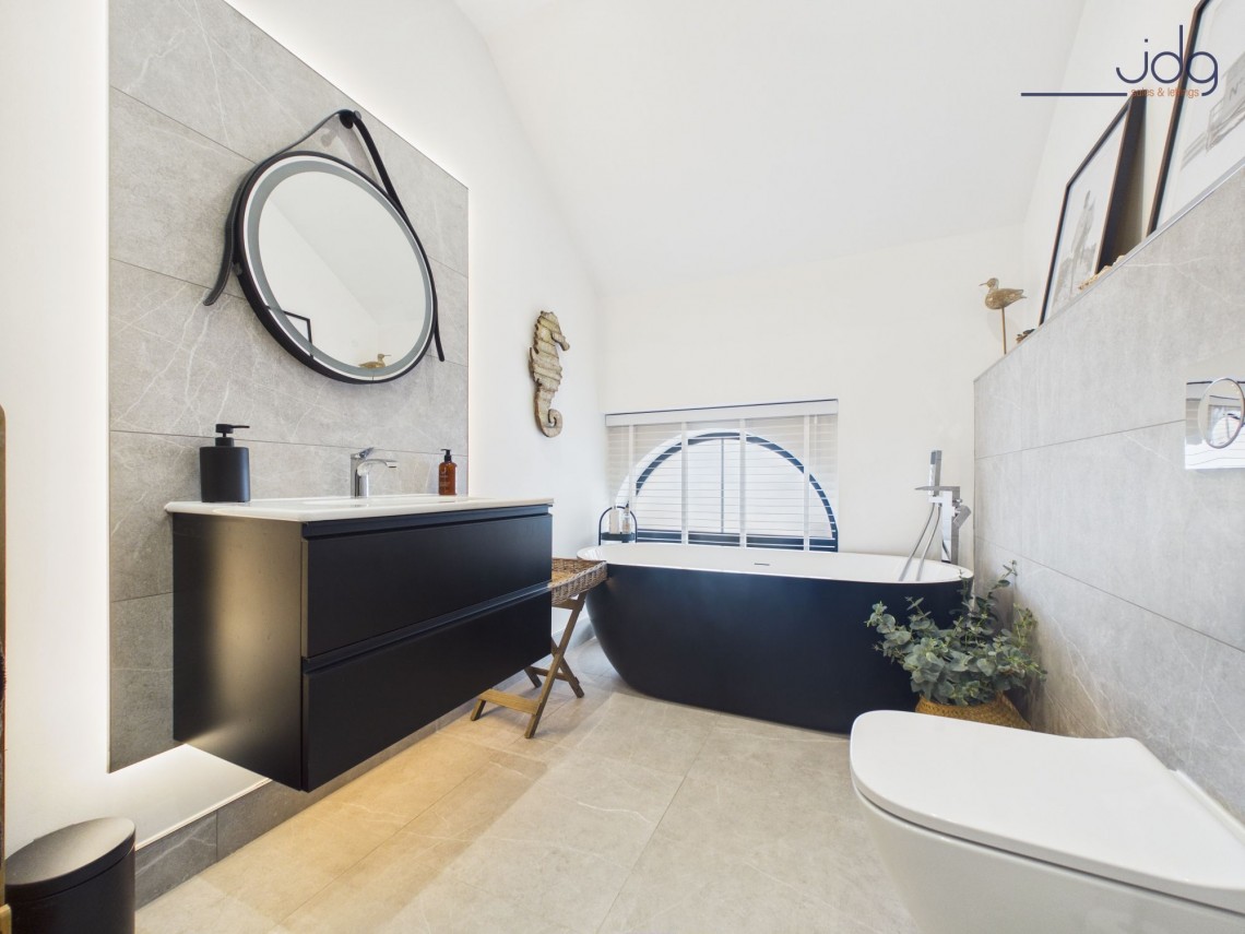 Images for Broadway, Morecambe, LA4 EAID:3434883719 BID:96f1cd48-0e9b-4bf7-9d14-ed474c86a860