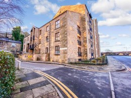 Images for Damside Street, Lancaster, LA1