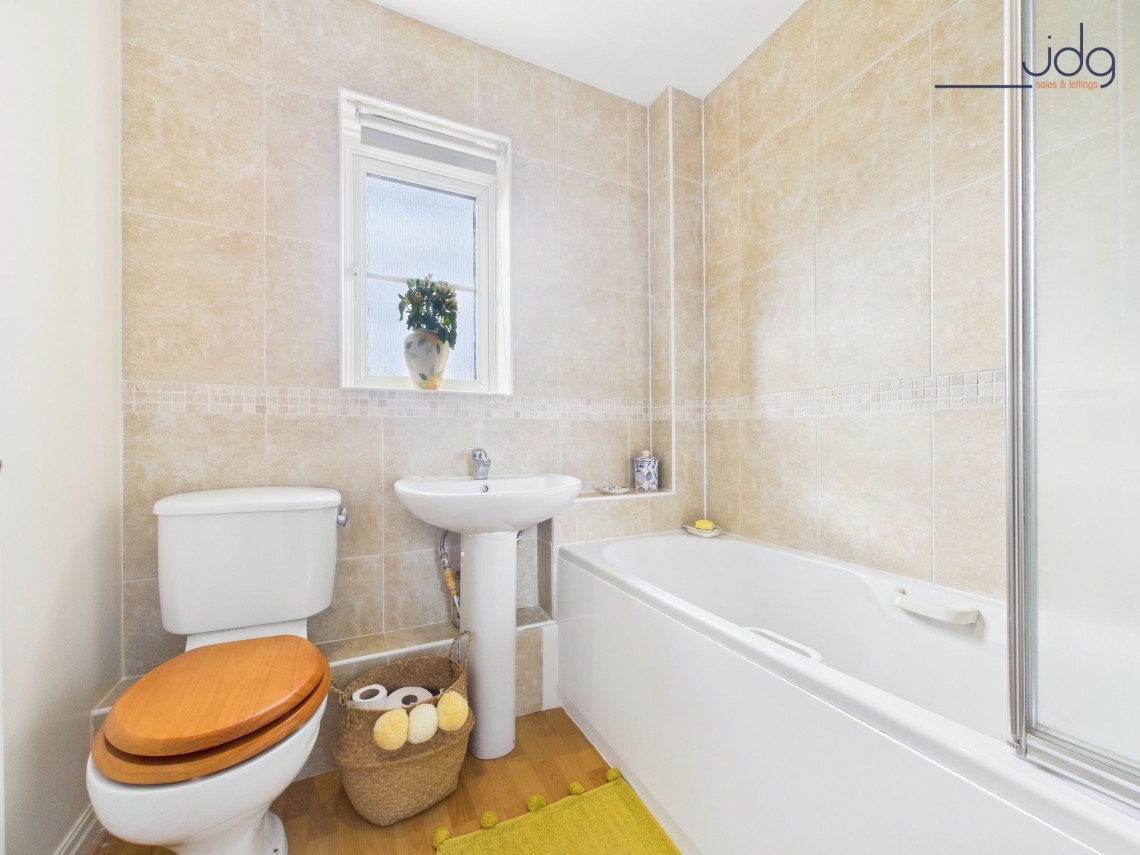 Images for Addenbrooke Close, Lancaster, LA1 EAID:3434883719 BID:96f1cd48-0e9b-4bf7-9d14-ed474c86a860