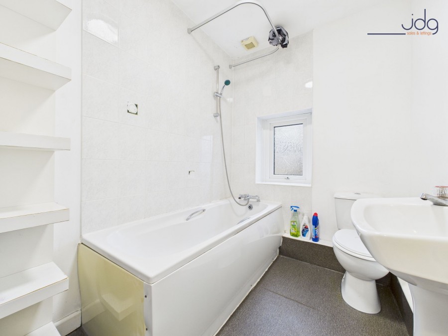 Images for Broadway, Lancaster, LA1 EAID:3434883719 BID:96f1cd48-0e9b-4bf7-9d14-ed474c86a860