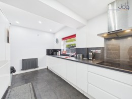 Images for Clevelands Grove, Morecambe, LA3