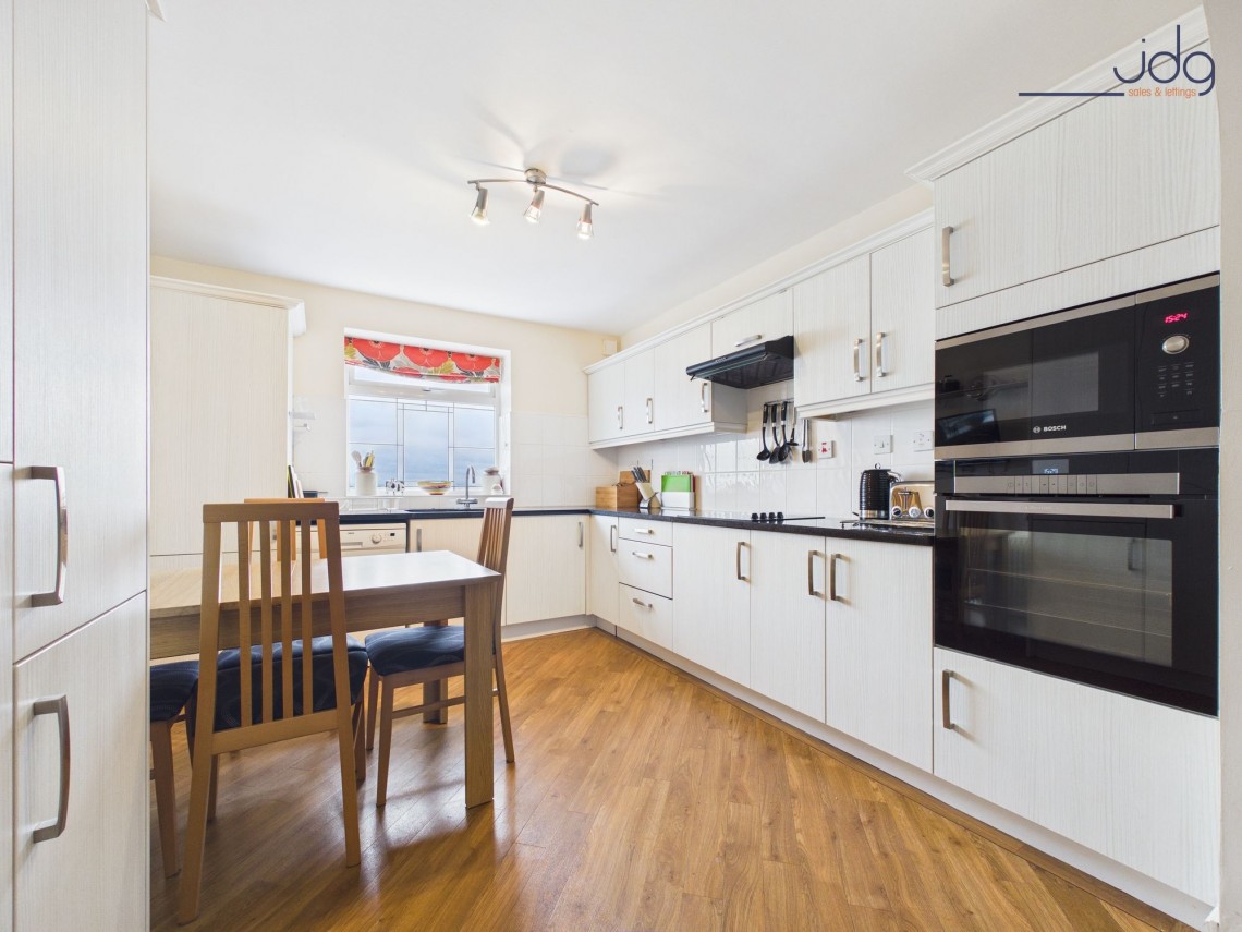 Images for Marine Road East, Empress Court, LA4 EAID:3434883719 BID:96f1cd48-0e9b-4bf7-9d14-ed474c86a860