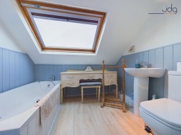 Images for Hawthorn Avenue, Brookhouse, LA2
