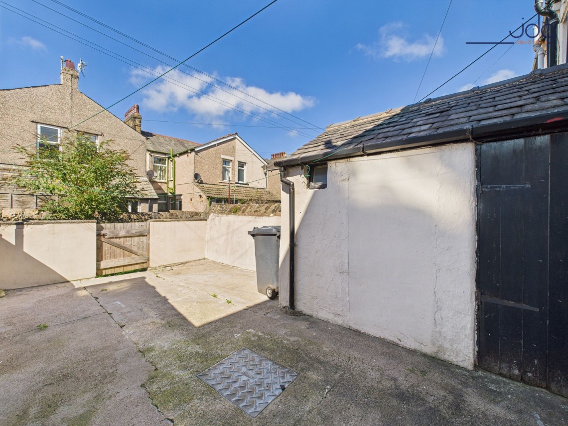 Images for Trafalgar Road, Lancaster, LA1 EAID:3434883719 BID:9cd3f56e-d0fa-4b52-bf54-ee723e496d51