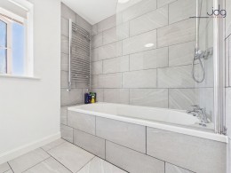 Images for Cotton Square, Lancaster, LA1