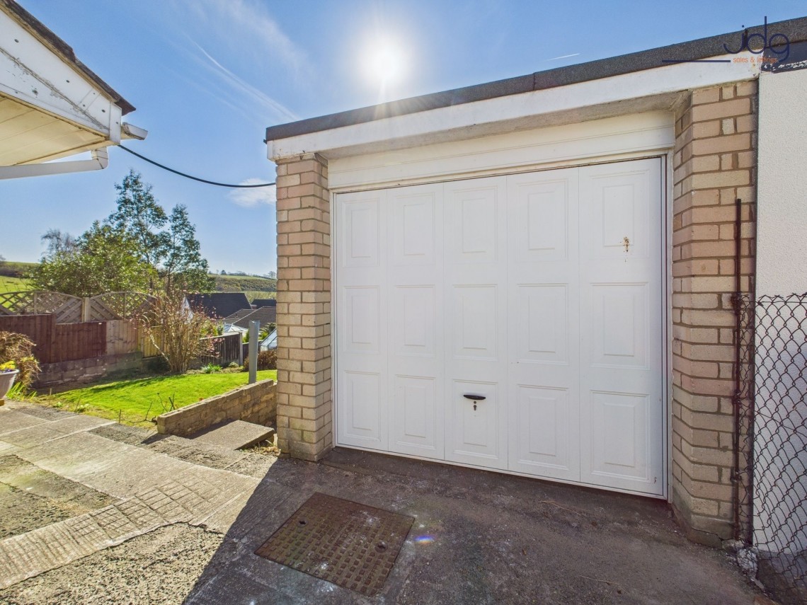 Images for Heversham Close, Lancaster, LA1 EAID:3434883719 BID:96f1cd48-0e9b-4bf7-9d14-ed474c86a860