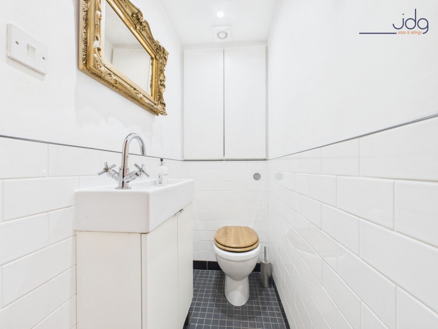 Images for Lindow Square, Lancaster, LA1 EAID:3434883719 BID:96f1cd48-0e9b-4bf7-9d14-ed474c86a860