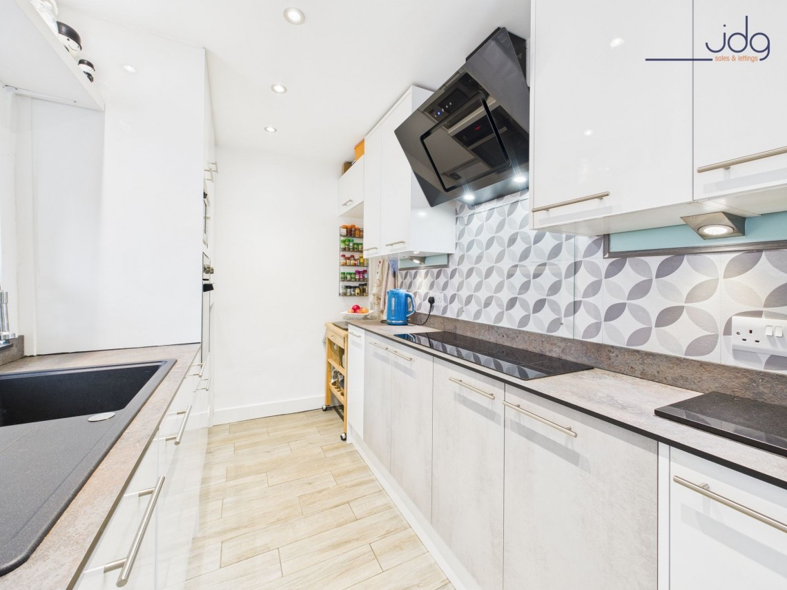 Images for Main Street, Overton, LA3 EAID:3434883719 BID:96f1cd48-0e9b-4bf7-9d14-ed474c86a860