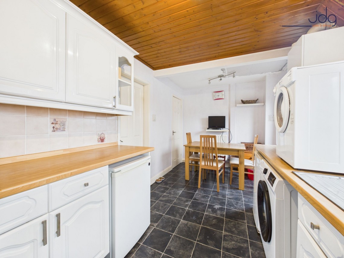 Images for Hathaway Road, Lancaster, LA1 EAID:3434883719 BID:96f1cd48-0e9b-4bf7-9d14-ed474c86a860